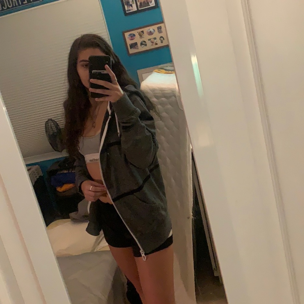gray Billabong zip up jacket